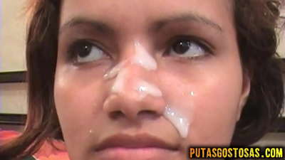 Loaʻa ʻo Tinka cum ma kona mau maka ma hope o ka moe anal